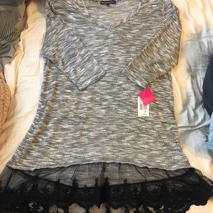 Grey lace 3/4 sleeve sweater